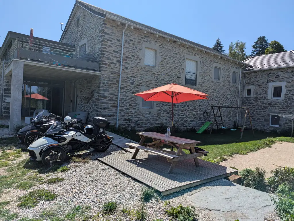 Partie extérieur de la Grange de Louis